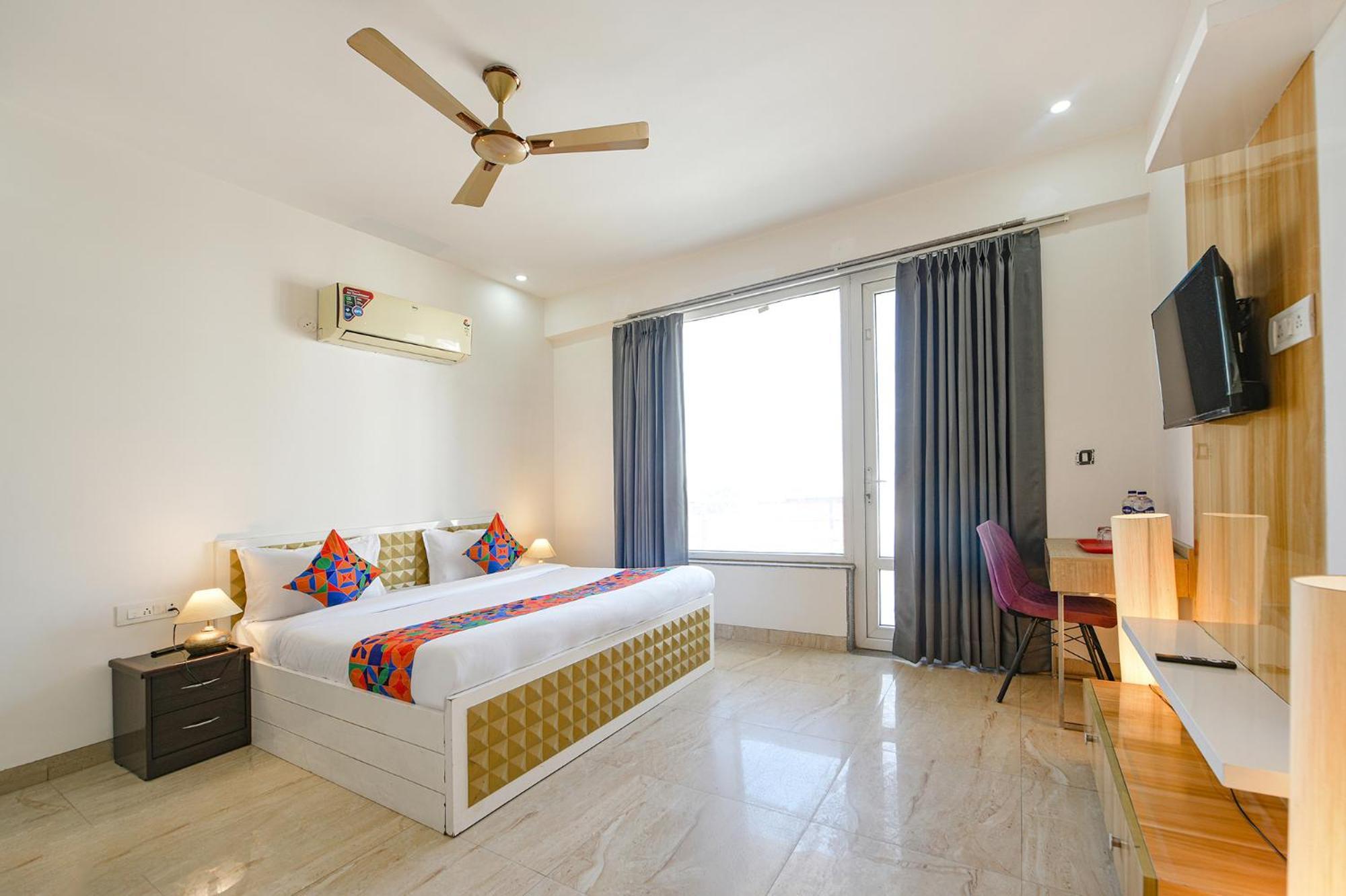 Fabhotel Ar Suites غورغاون المظهر الخارجي الصورة